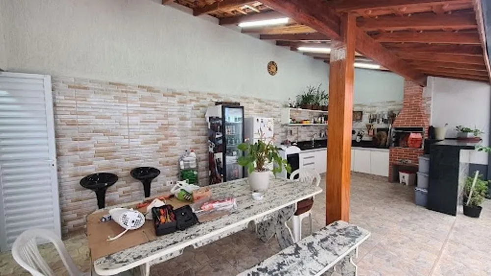 Casa, 3 quartos, 142 m² - Foto 2