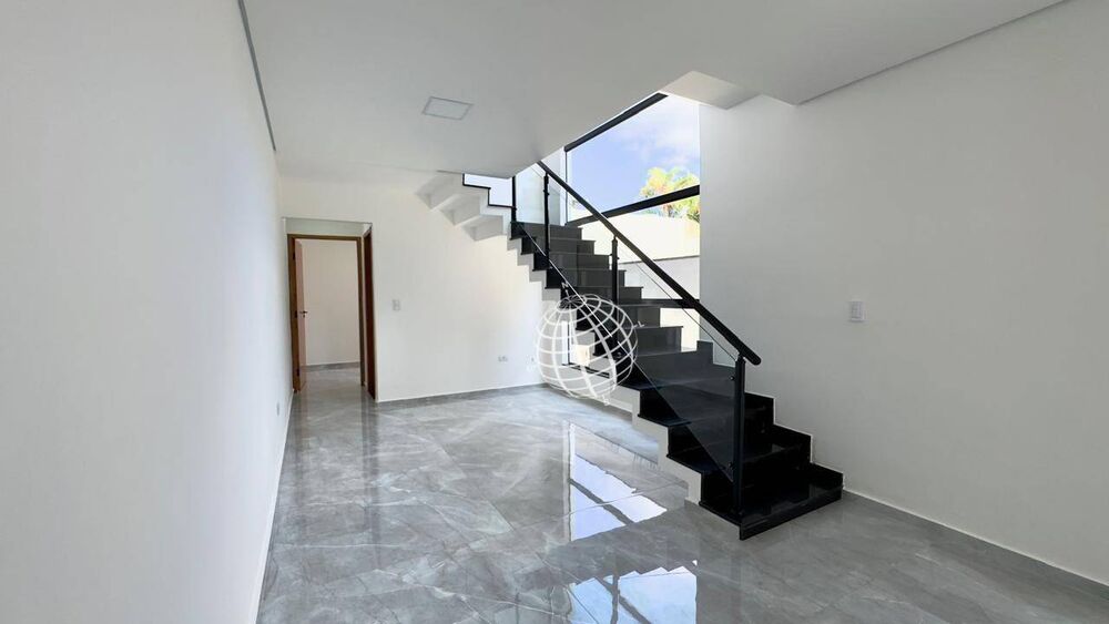 Casa à venda com 3 quartos, 180m² - Foto 8