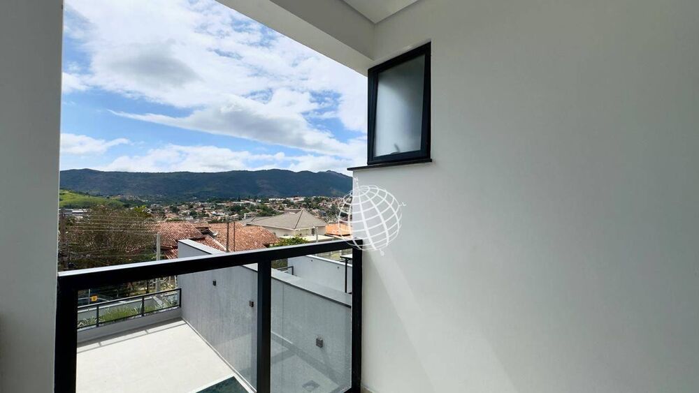 Casa à venda com 3 quartos, 180m² - Foto 14
