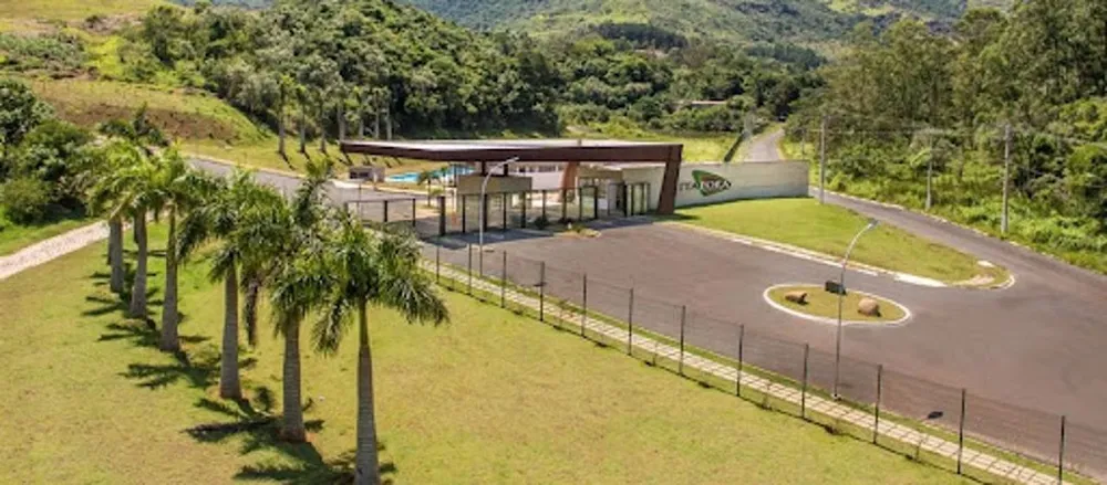 Loteamento e Condomínio, 783 m² - Foto 2