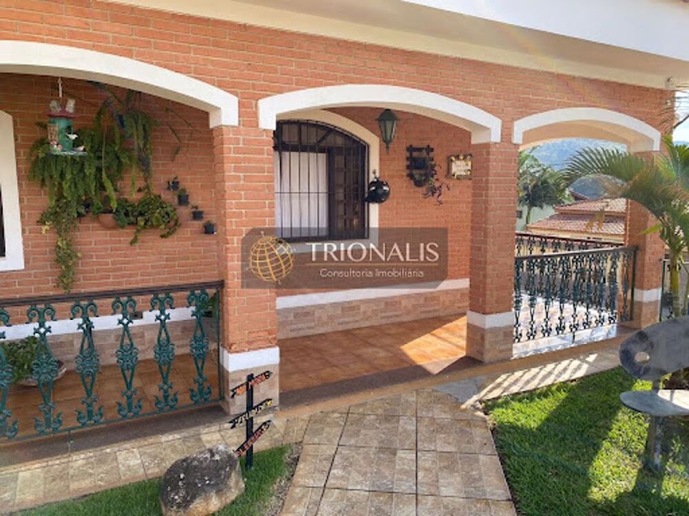Casa à venda com 3 quartos, 194m² - Foto 3