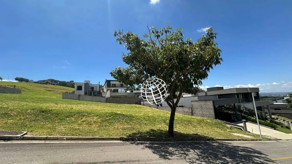 Loteamento e Condomínio, 600 m² - Foto 1