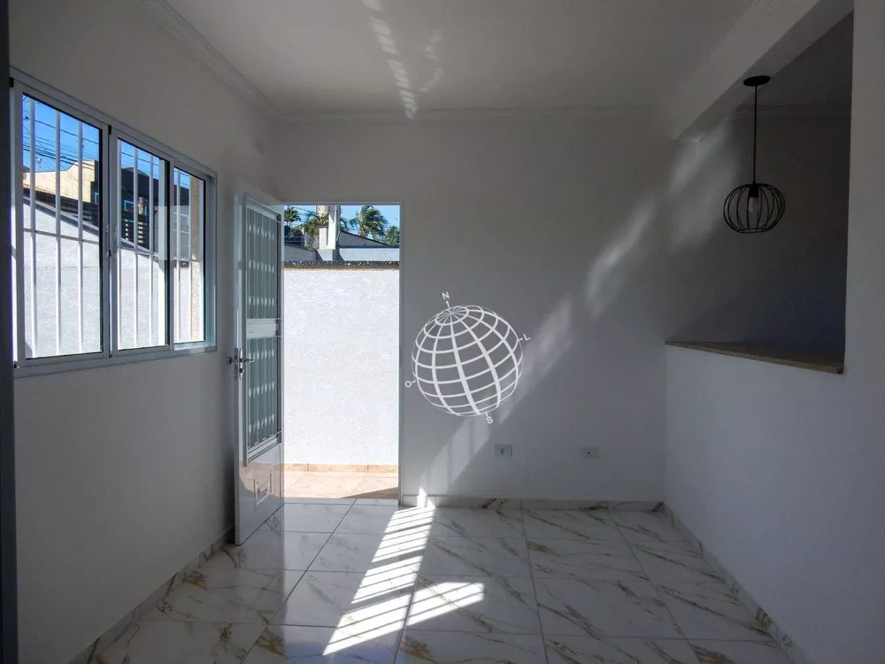 Casa à venda com 2 quartos, 100m² - Foto 3