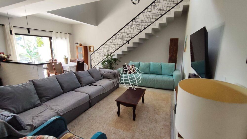 Casa, 3 quartos, 220 m² - Foto 1