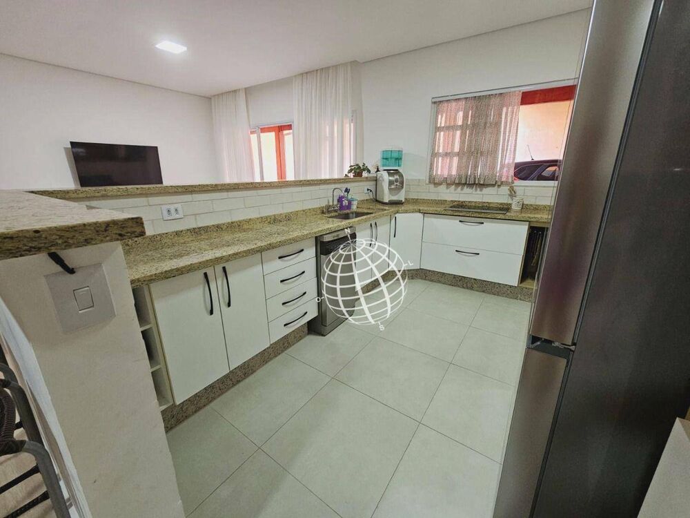 Casa à venda com 3 quartos, 170m² - Foto 18