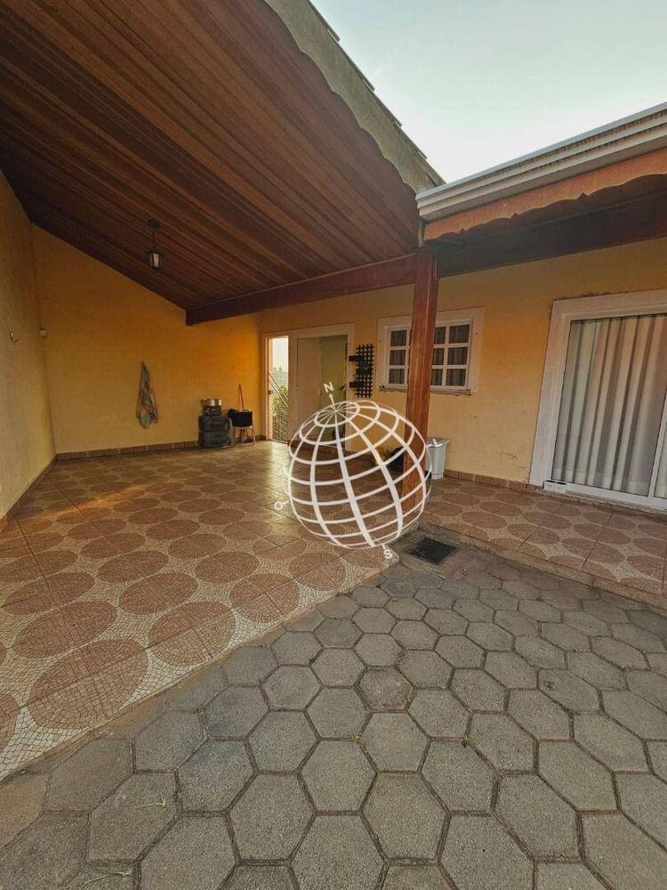 Casa à venda com 3 quartos, 170m² - Foto 3