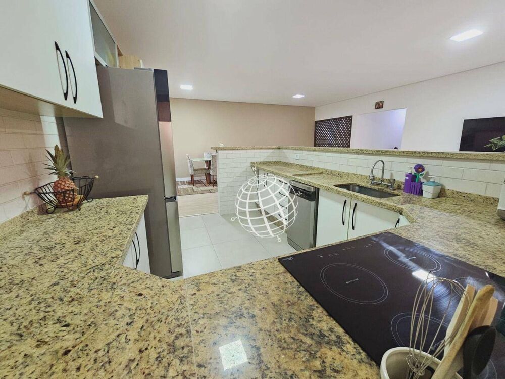 Casa à venda com 3 quartos, 170m² - Foto 13