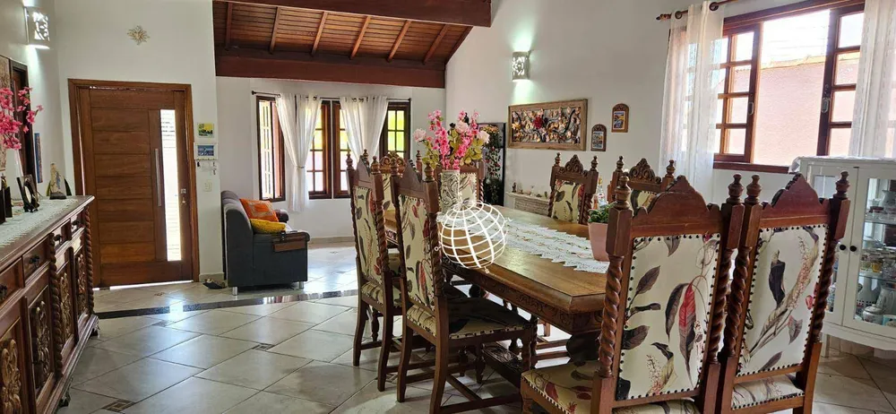 Casa, 5 quartos, 249 m² - Foto 4