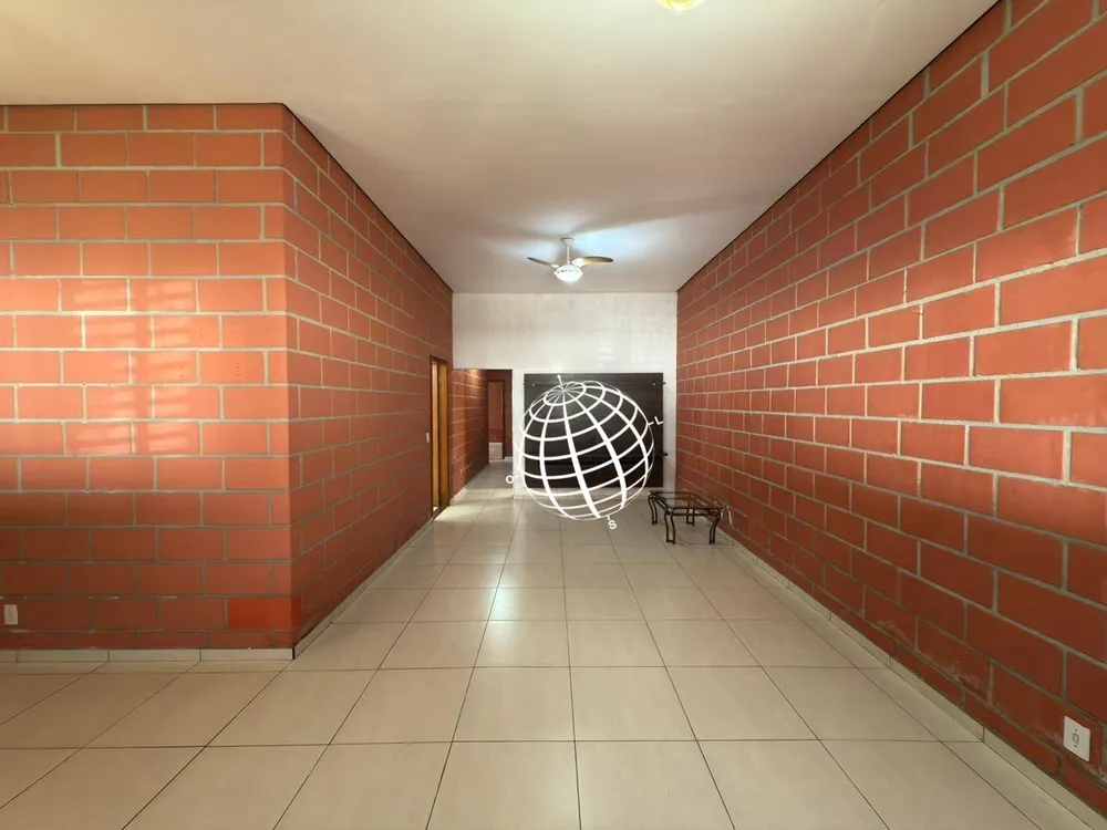 Casa, 3 quartos, 250 m² - Foto 3