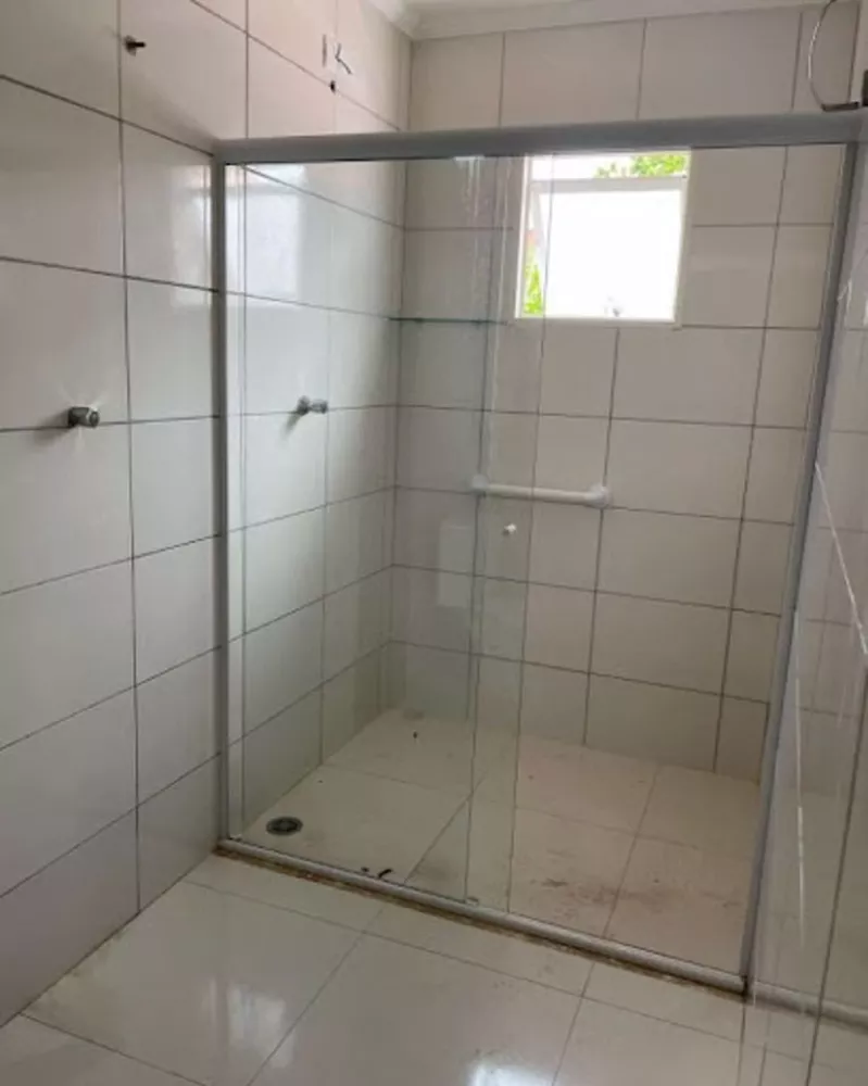 Casa à venda com 2 quartos, 140m² - Foto 4