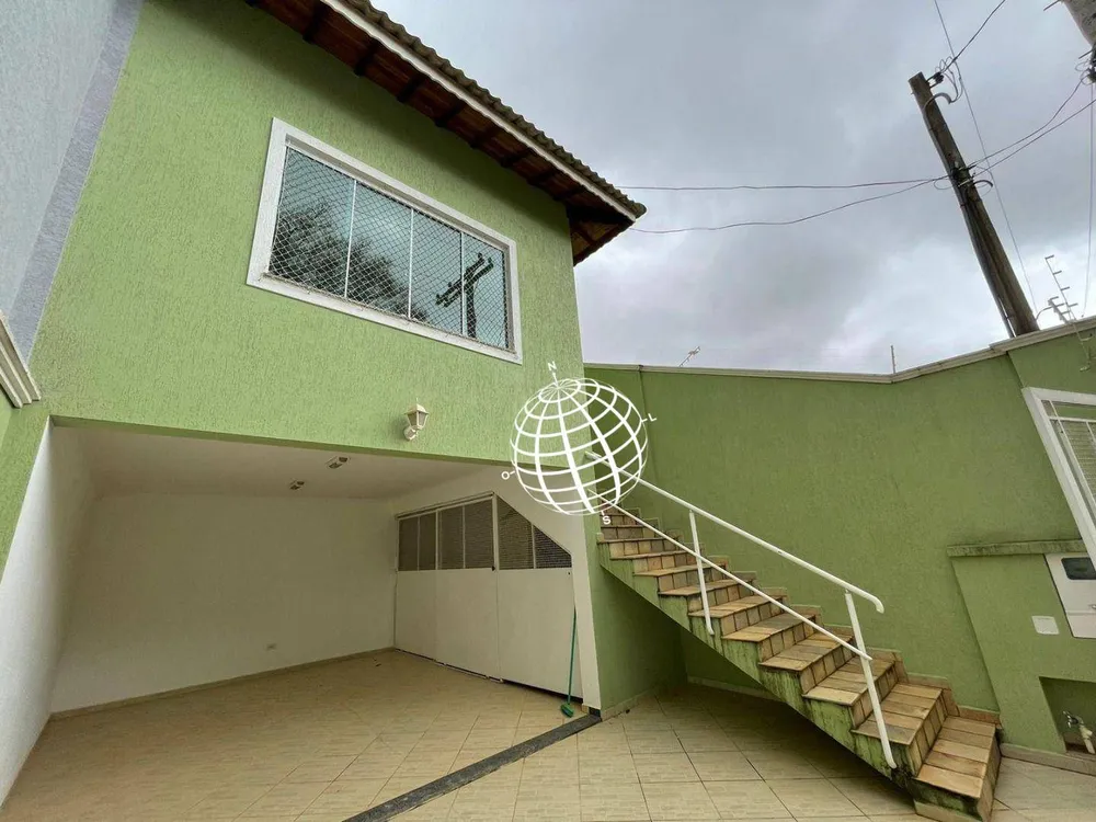 Casa, 3 quartos, 131 m² - Foto 2