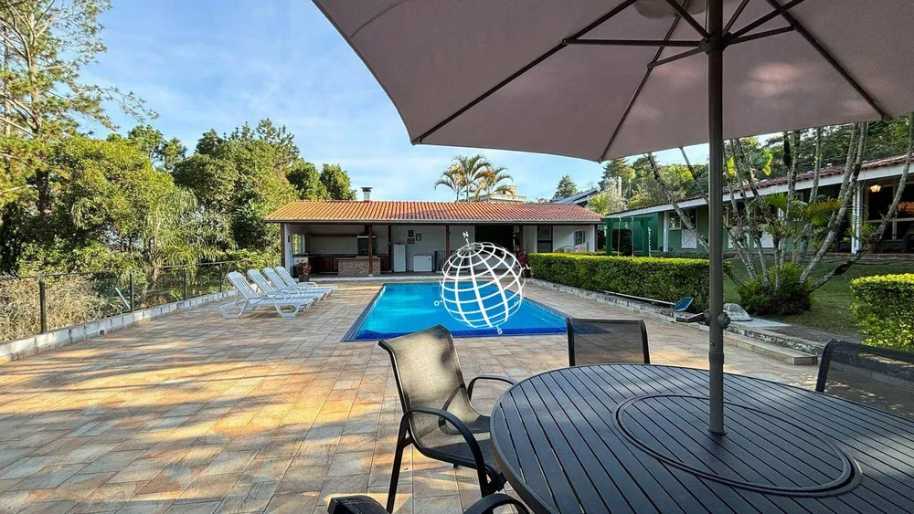 Chácara, 3 quartos, 1700 m² - Foto 1