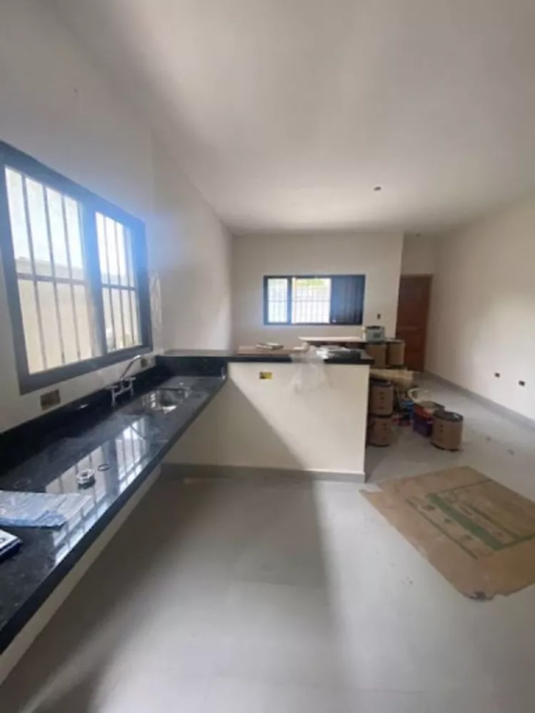 Casa à venda com 3 quartos, 94m² - Foto 3