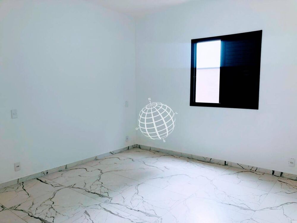Casa à venda com 2 quartos, 130m² - Foto 4