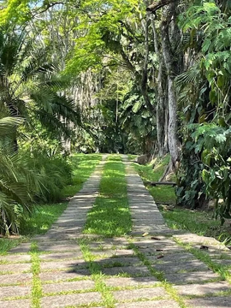 Casa de Condomínio à venda com 3 quartos, 641m² - Foto 4