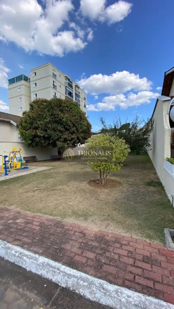 Casa de Condomínio à venda com 4 quartos, 237m² - Foto 4