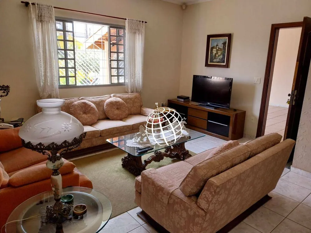Casa, 3 quartos, 202 m² - Foto 4