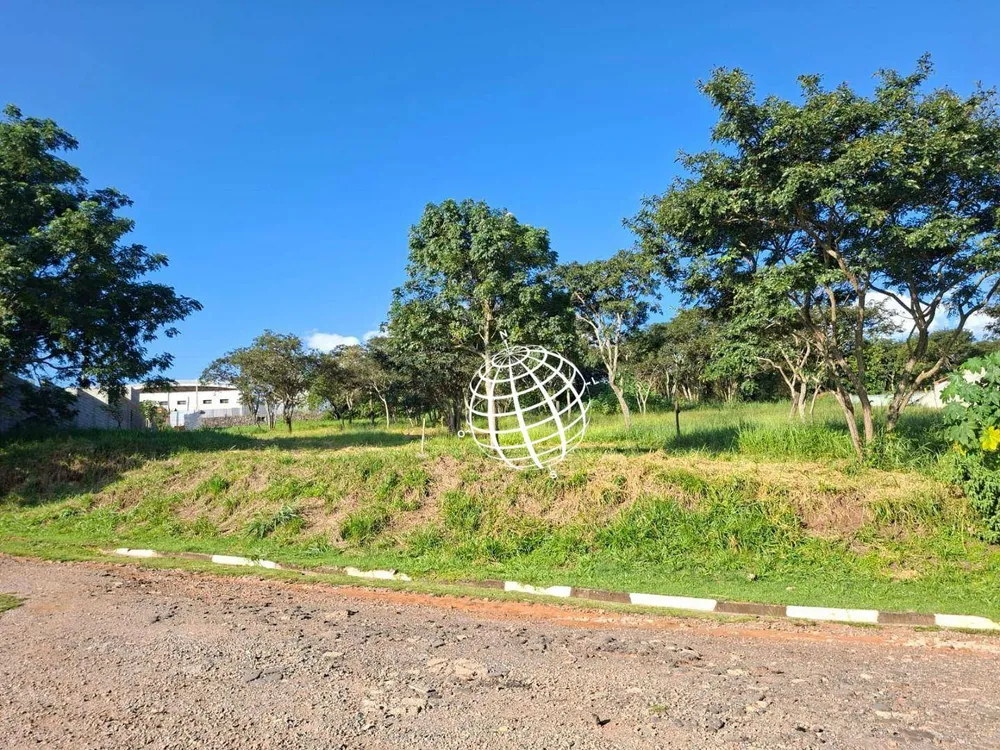 Loteamento e Condomínio, 1550 m² - Foto 2