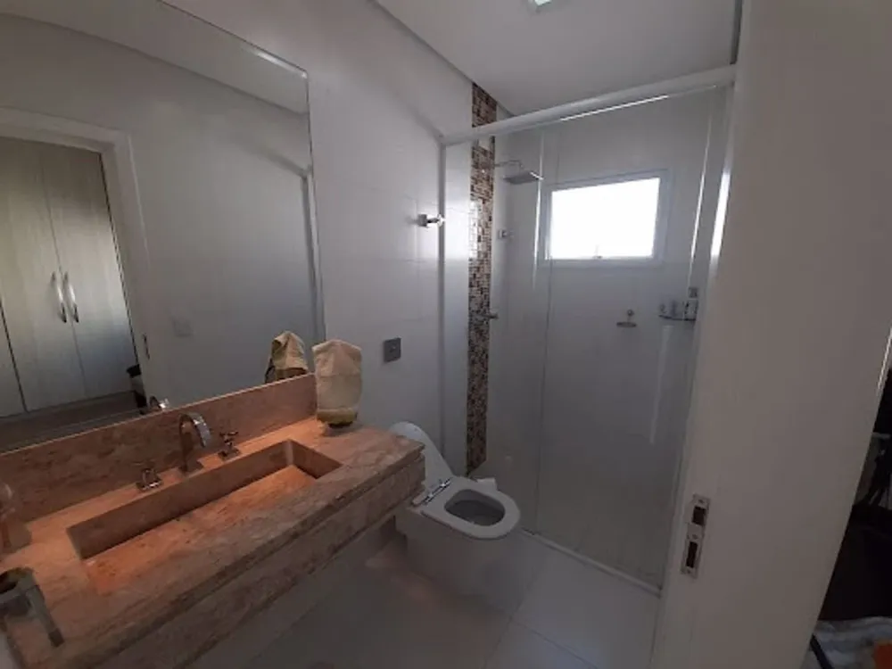 Casa, 3 quartos, 250 m² - Foto 1