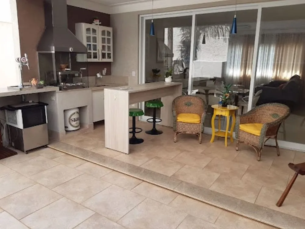 Casa, 3 quartos, 250 m² - Foto 4