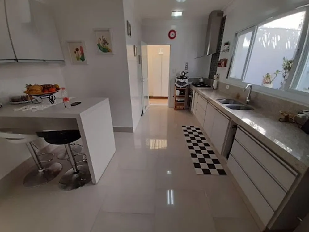 Casa, 3 quartos, 250 m² - Foto 7