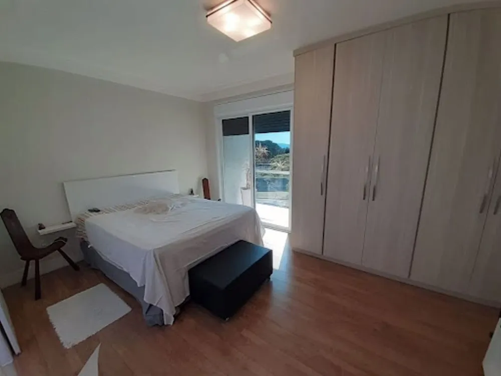 Casa, 3 quartos, 250 m² - Foto 3
