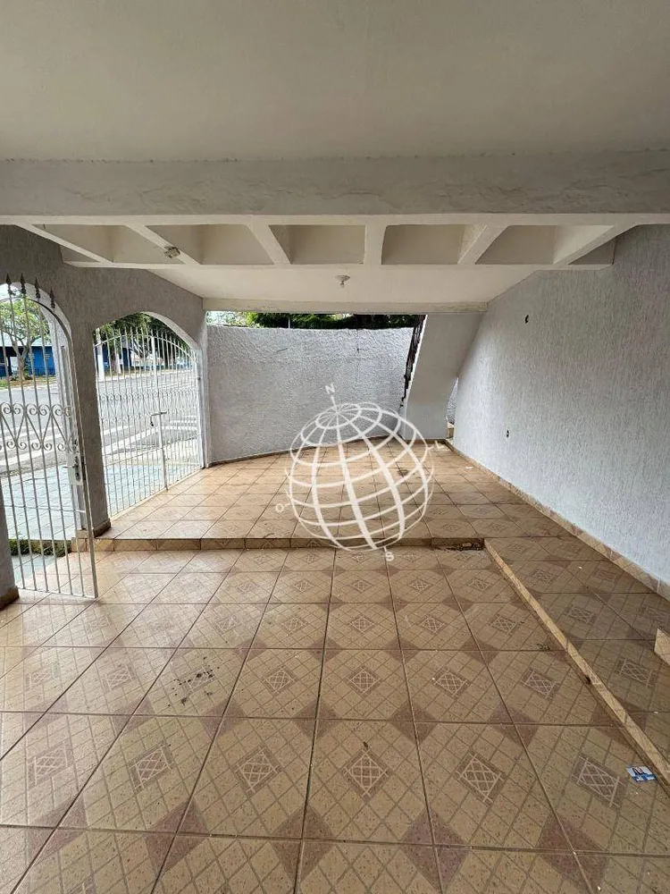 Casa, 3 quartos, 243 m² - Foto 3