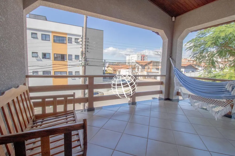 Casa, 3 quartos, 184 m² - Foto 10