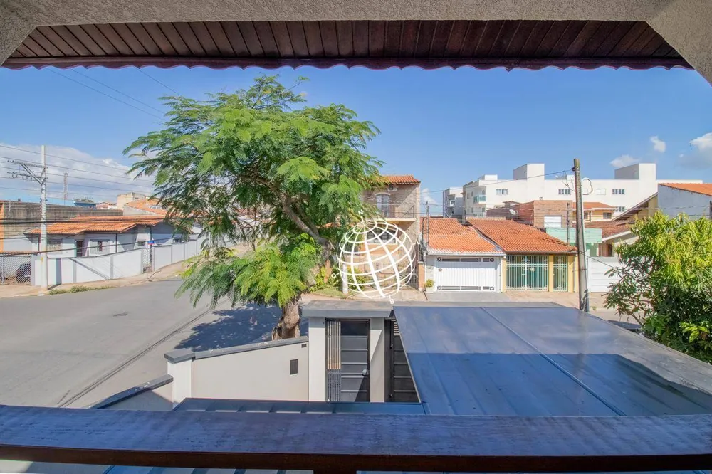 Casa, 3 quartos, 184 m² - Foto 1