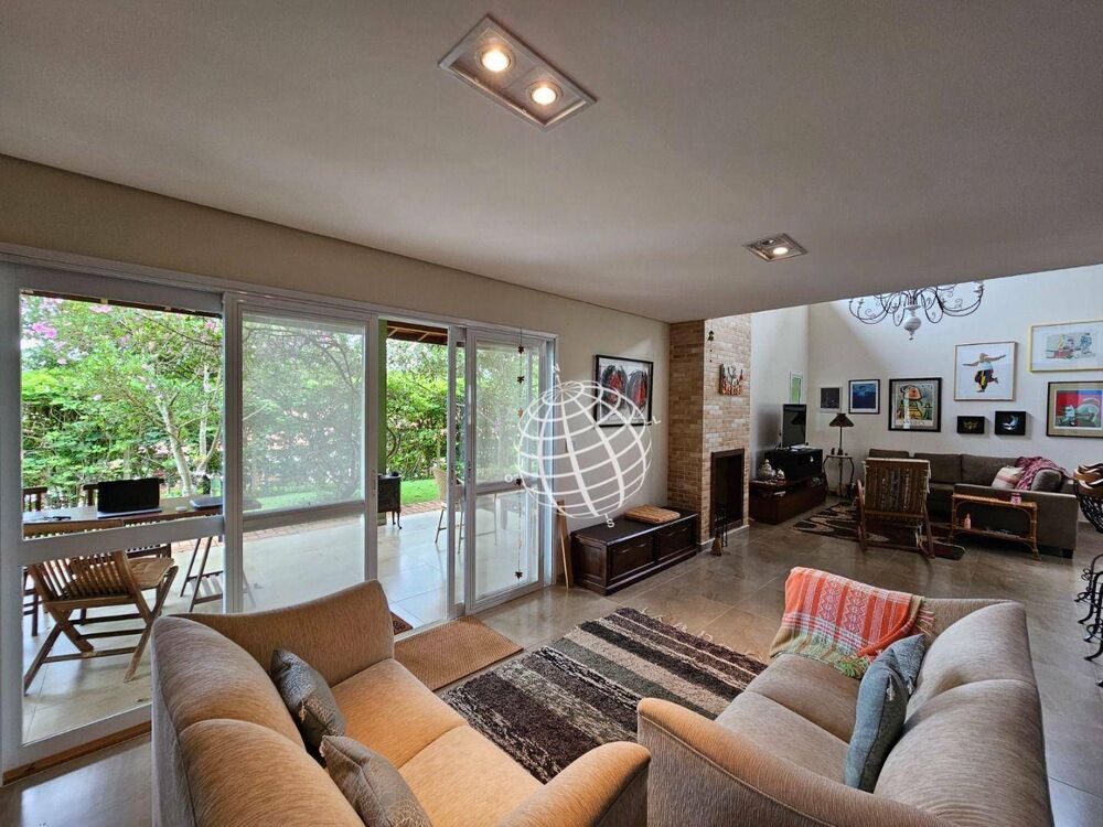 Casa de Condomínio à venda com 3 quartos, 323m² - Foto 30