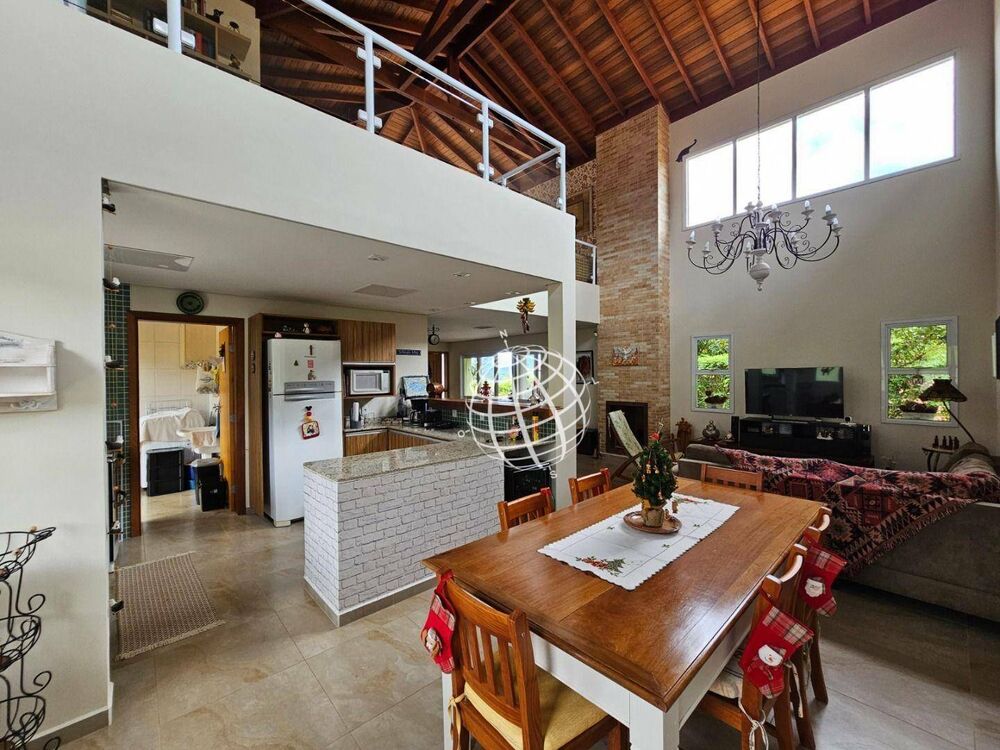 Casa de Condomínio à venda com 3 quartos, 323m² - Foto 6