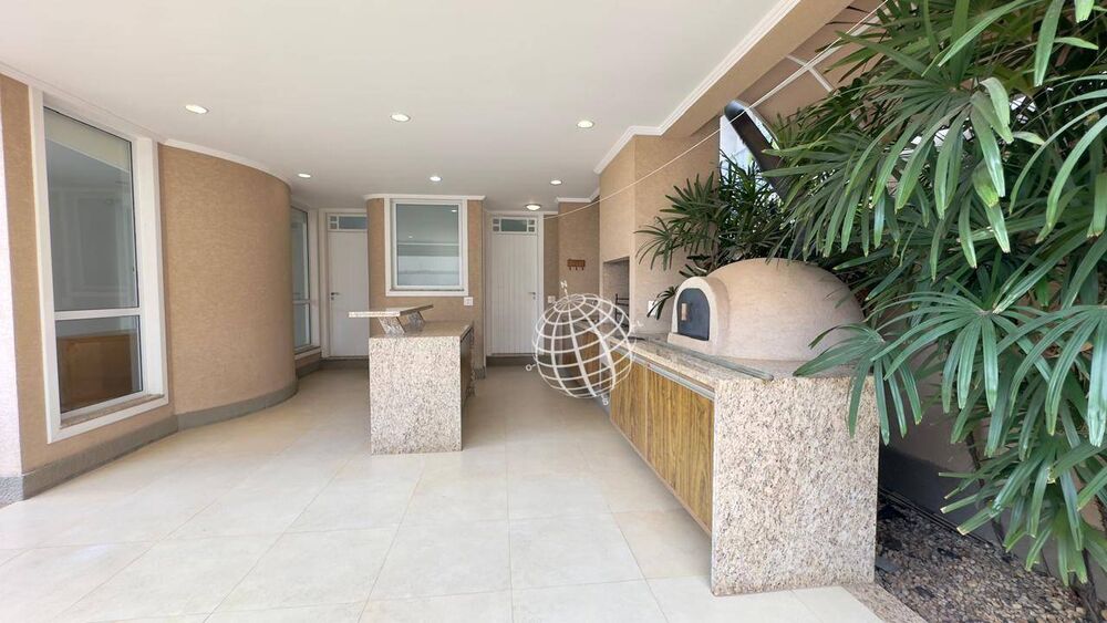 Casa à venda com 4 quartos, 365m² - Foto 4