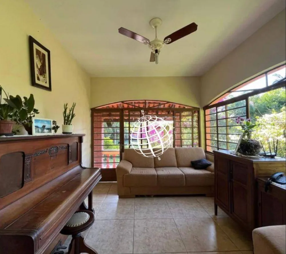 Chácara, 3 quartos, 9023 m² - Foto 1