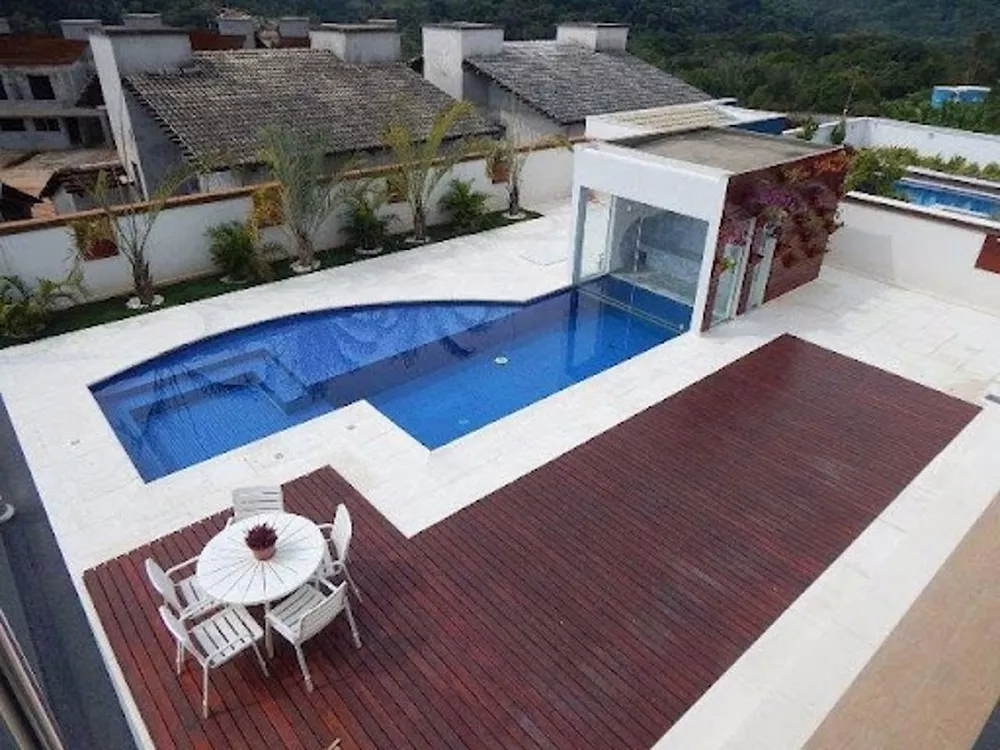 Casa de Condomínio à venda com 5 quartos, 452m² - Foto 4