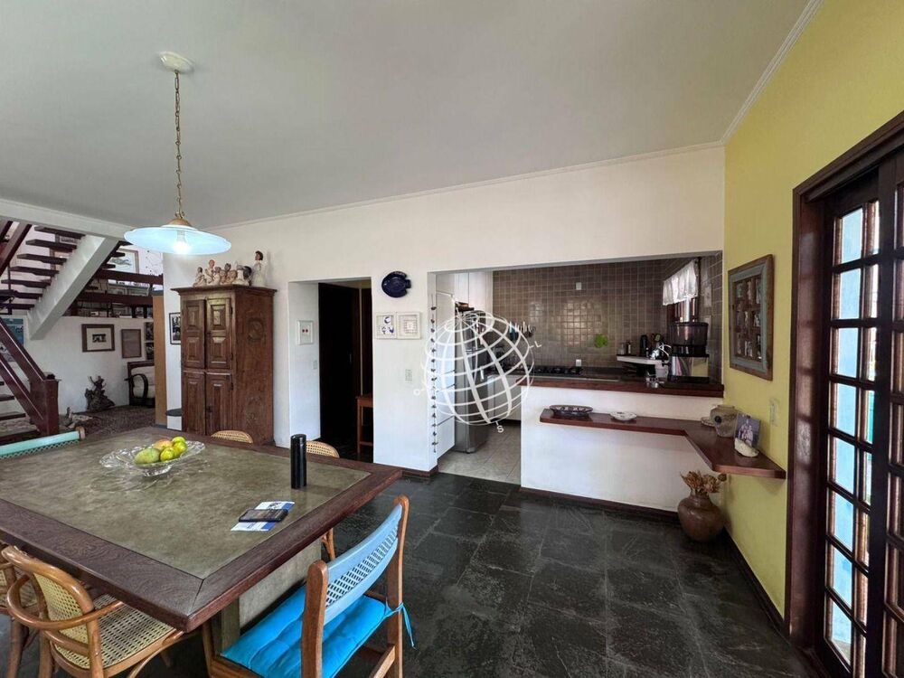 Casa, 3 quartos, 245 m² - Foto 13