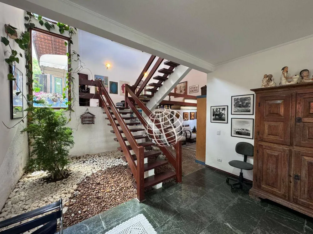 Casa, 3 quartos, 245 m² - Foto 26