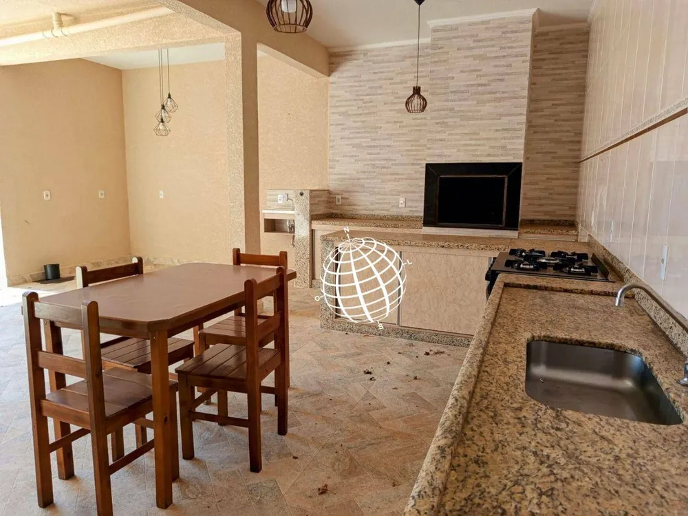 Casa, 3 quartos, 218 m² - Foto 2