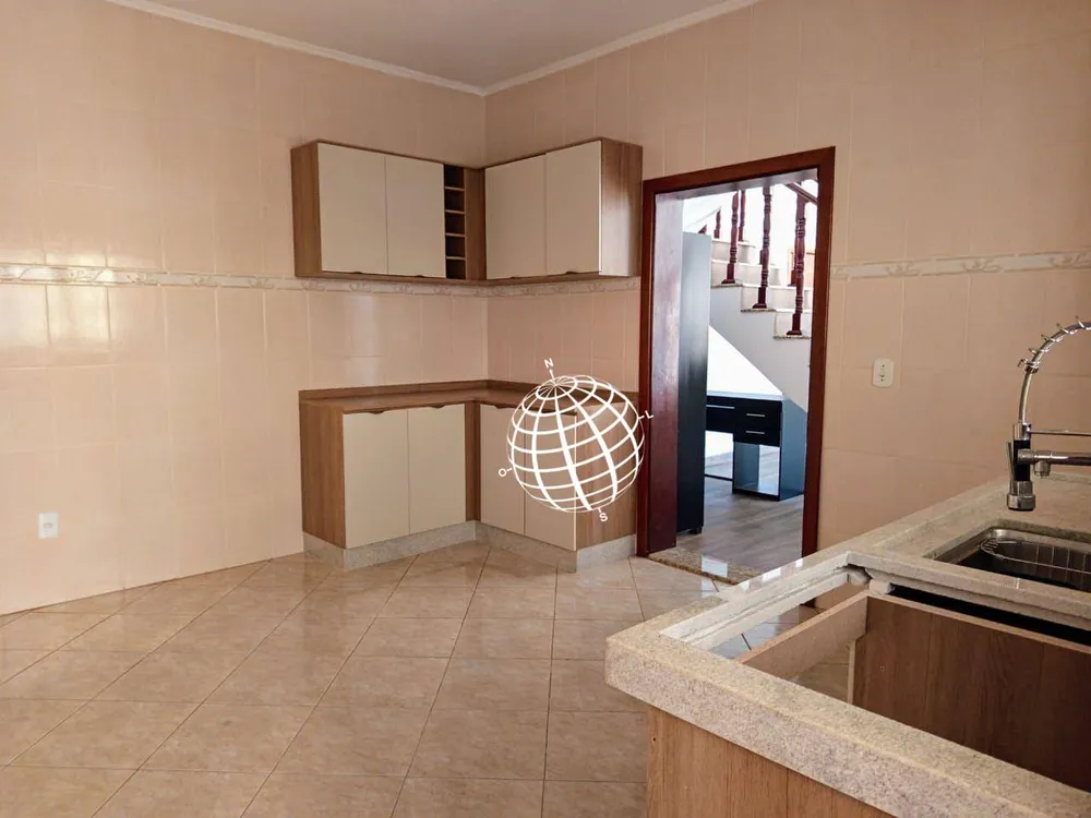 Casa, 3 quartos, 218 m² - Foto 6