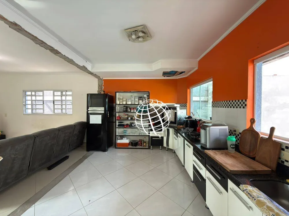 Casa, 3 quartos, 219 m² - Foto 3