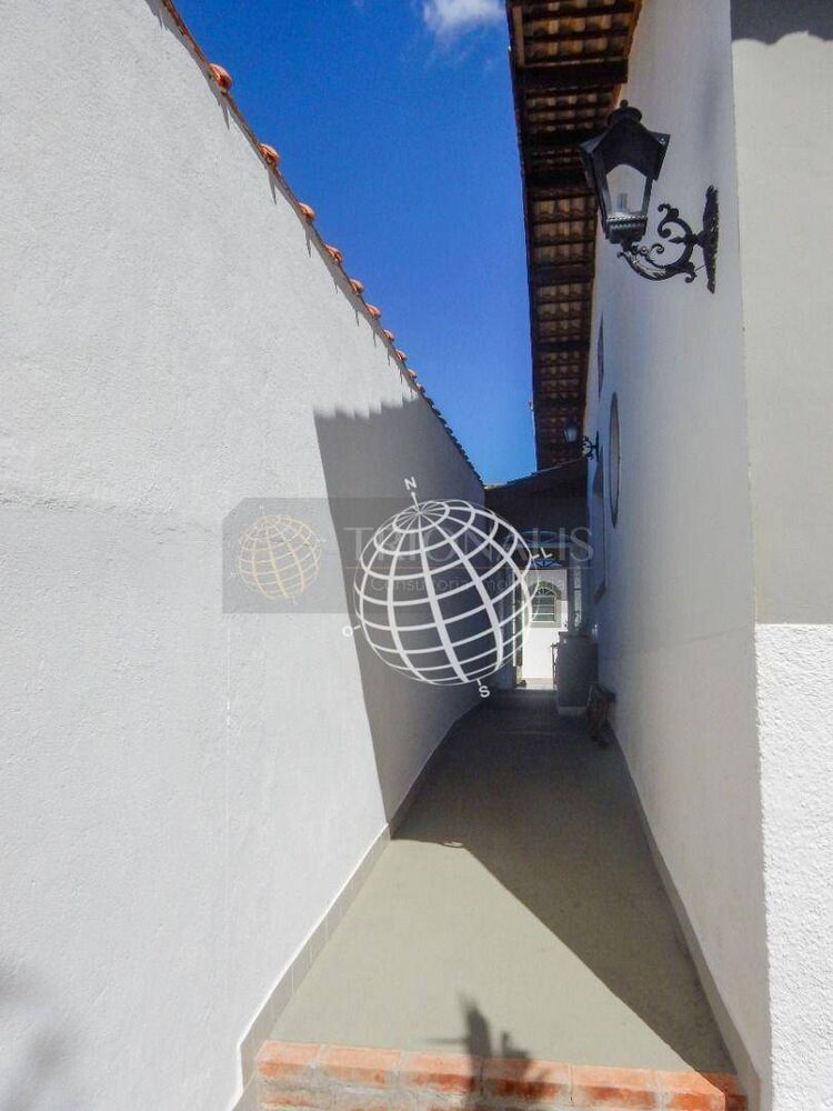 Casa à venda com 2 quartos, 130m² - Foto 4
