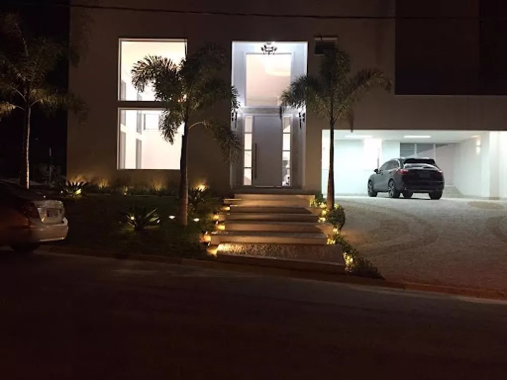 Casa de Condomínio à venda com 7 quartos, 532m² - Foto 3