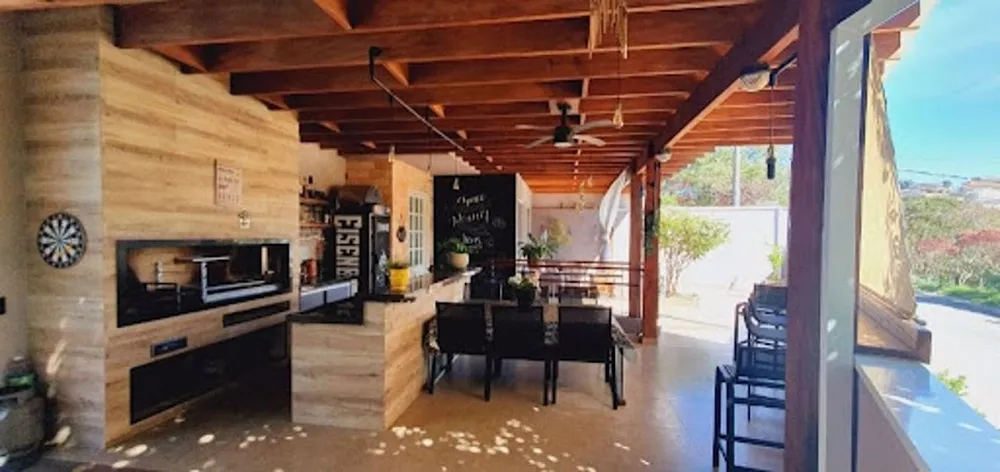 Casa, 3 quartos, 200 m² - Foto 2