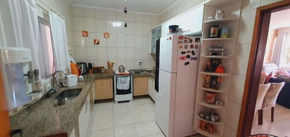Casa, 3 quartos, 200 m² - Foto 3