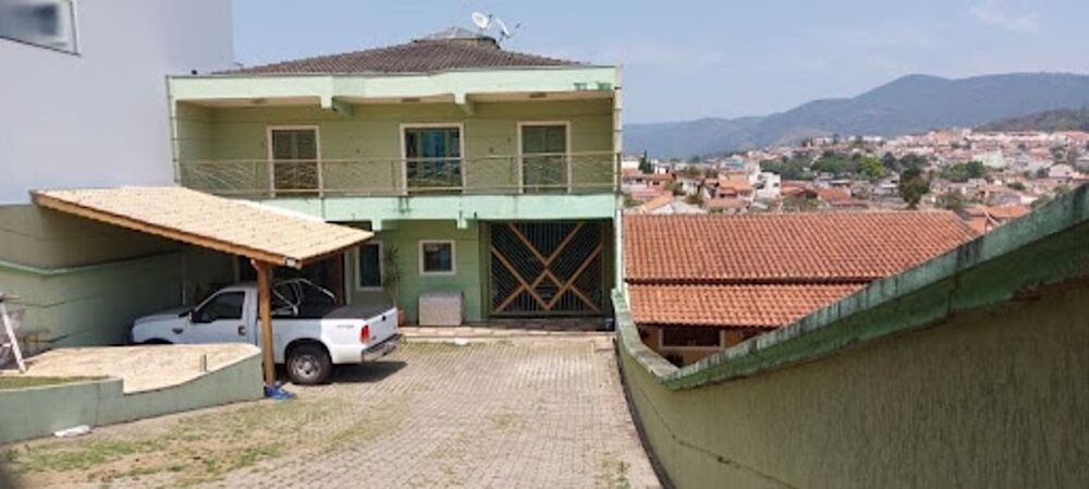 Casa à venda com 3 quartos, 250m² - Foto 7