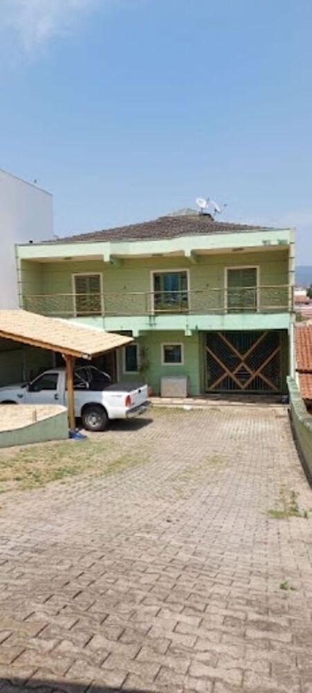 Casa à venda com 3 quartos, 250m² - Foto 6