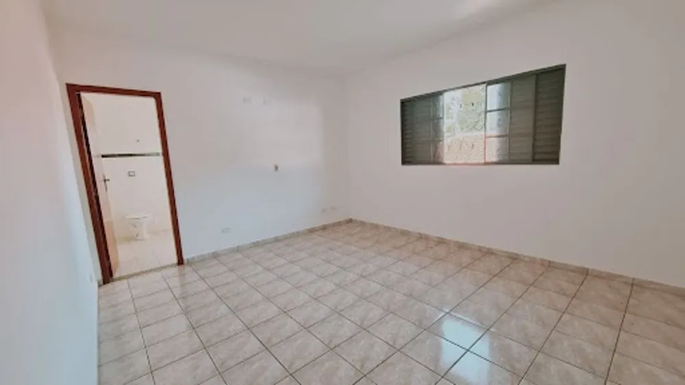 Casa, 3 quartos, 226 m² - Foto 2