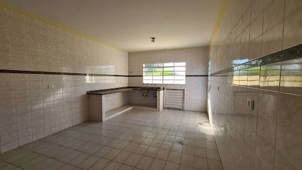 Casa, 3 quartos, 226 m² - Foto 1