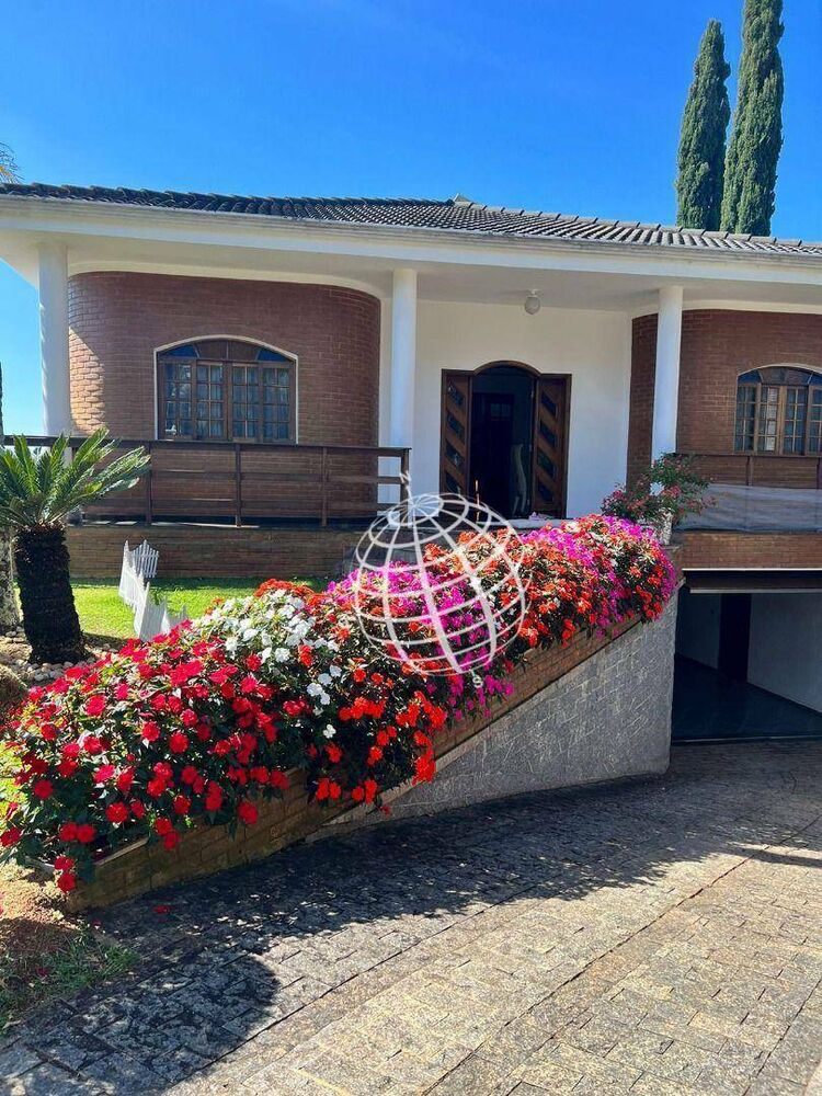 Casa de Condomínio para alugar com 4 quartos, 520m² - Foto 3