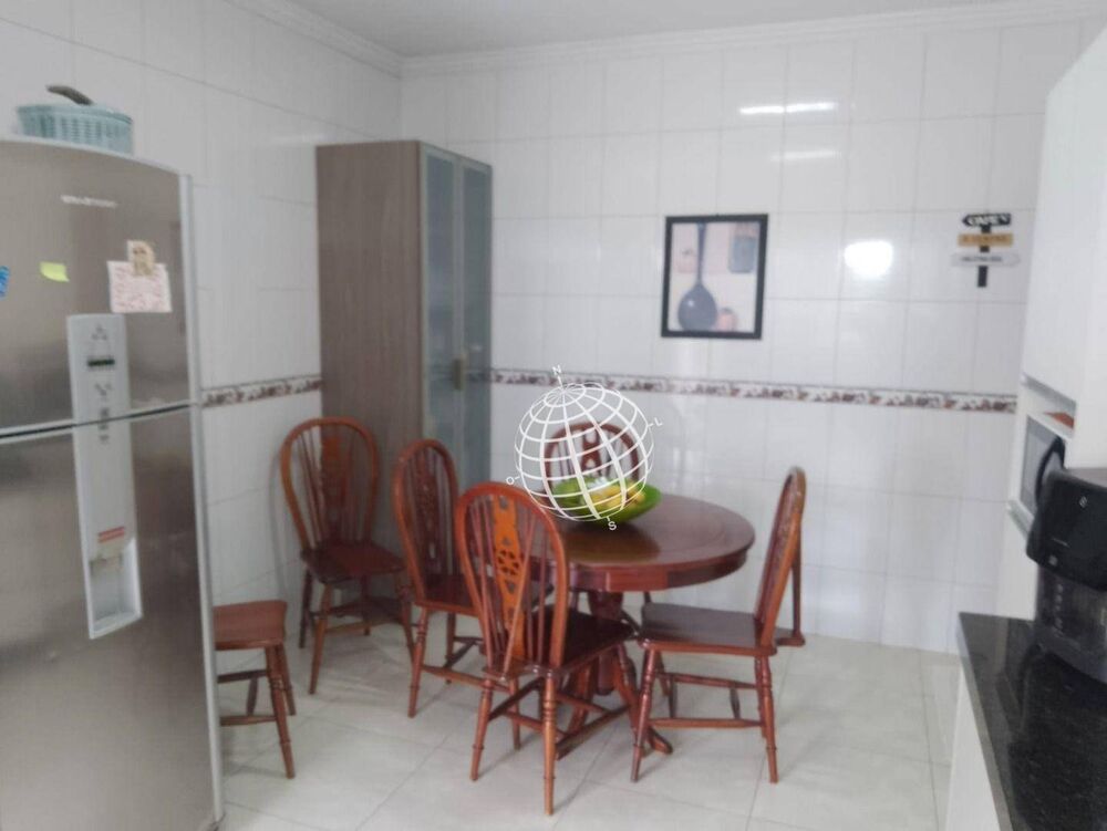 Casa à venda com 3 quartos, 186m² - Foto 11