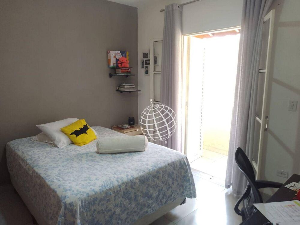 Casa à venda com 3 quartos, 186m² - Foto 14